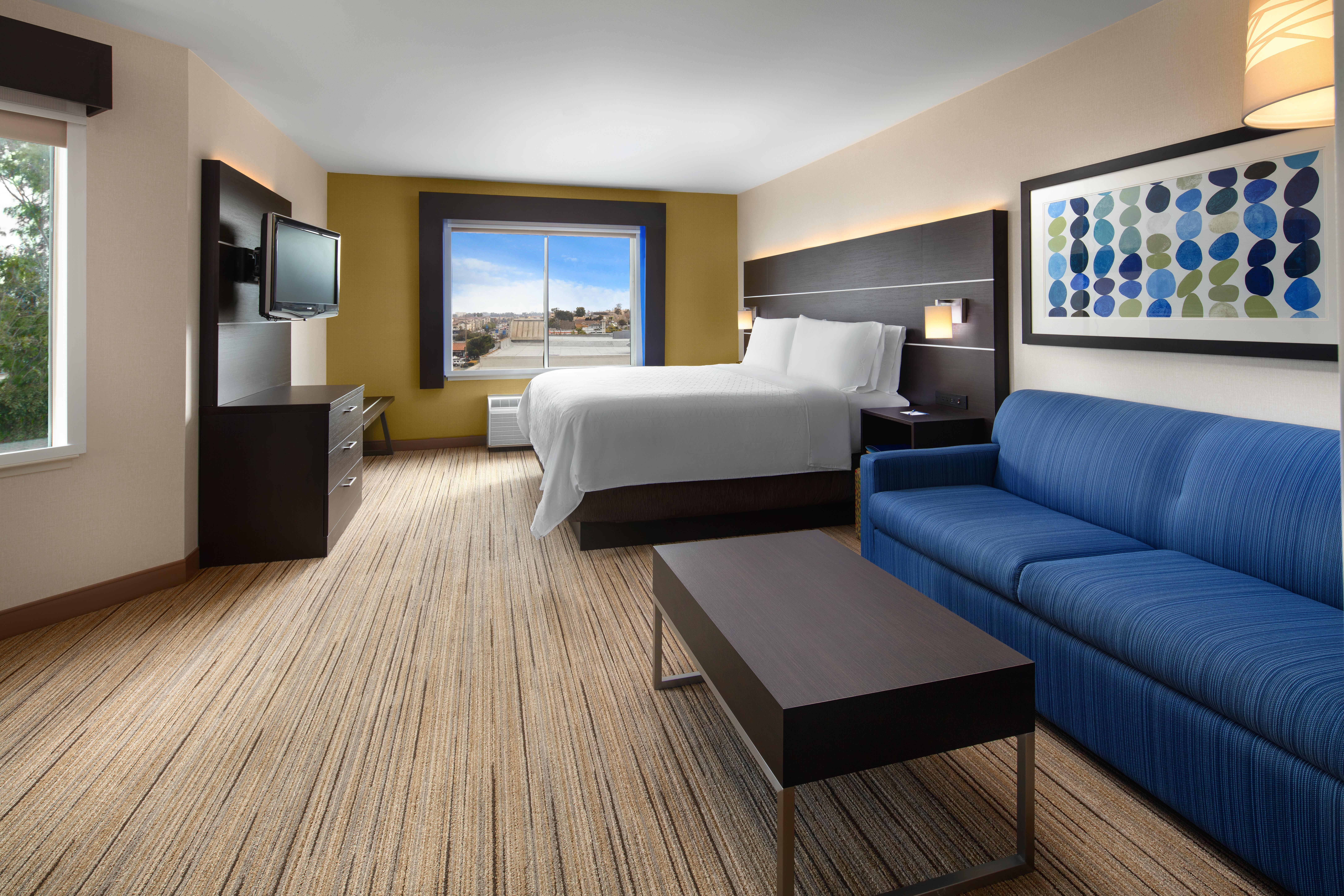 Holiday Inn Express Hotel & Suites Belmont By Ihg Exteriör bild