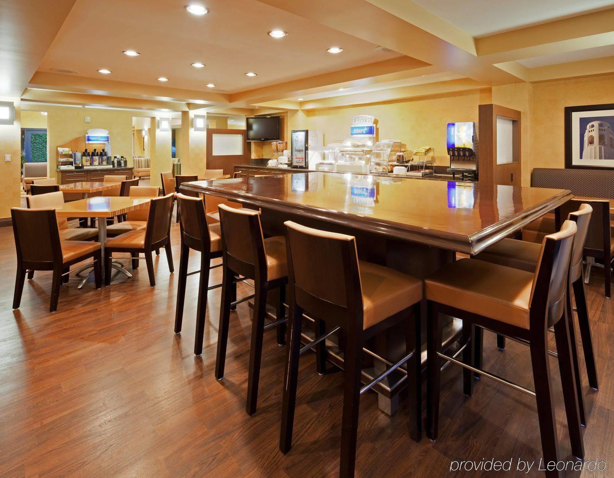 Holiday Inn Express Hotel & Suites Belmont By Ihg Restaurang bild